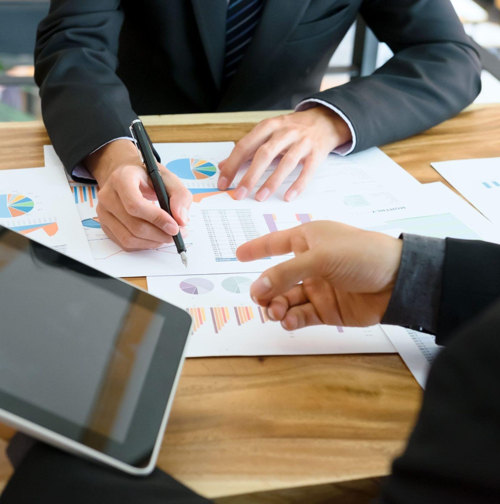 Whoosh Media's content marketing experts analysing marketing results.